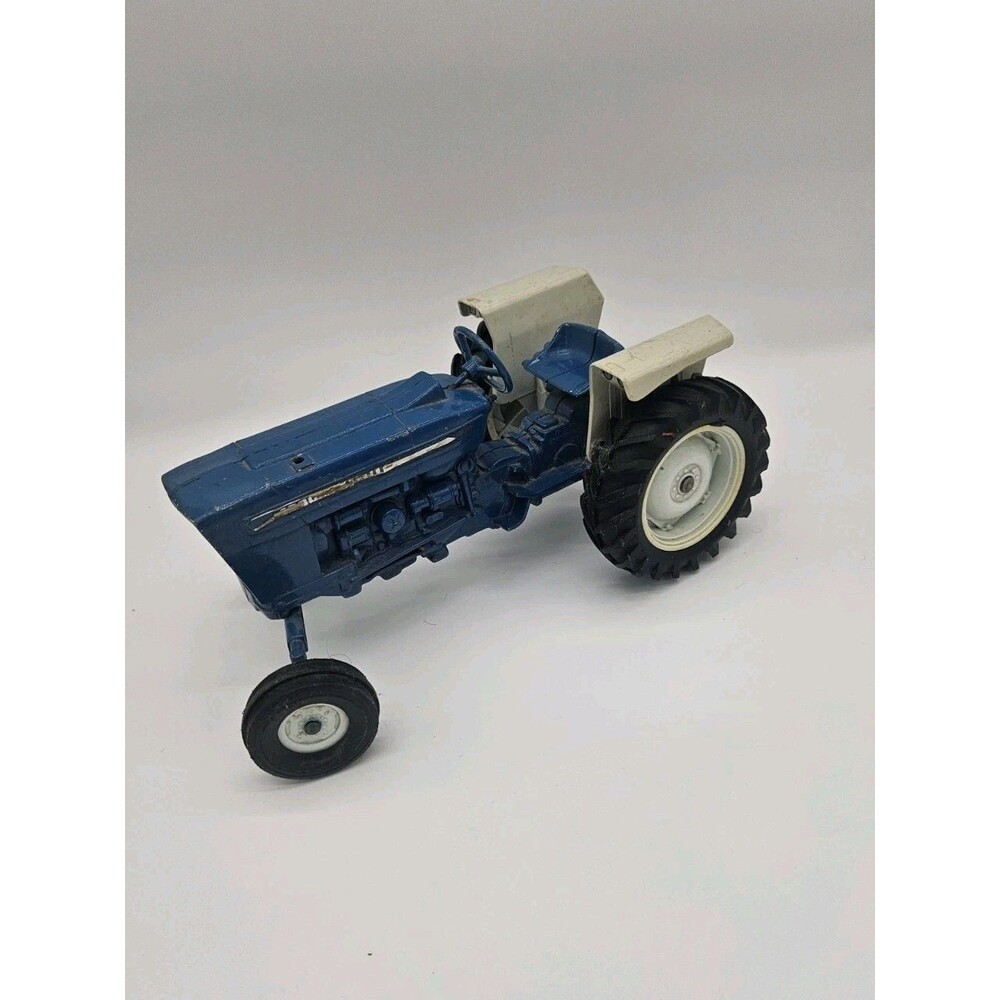 Vintage Ford 4000 1/12 Scale Diecast Blue Farm Tractor And Wagon